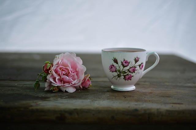 tea cup with flower