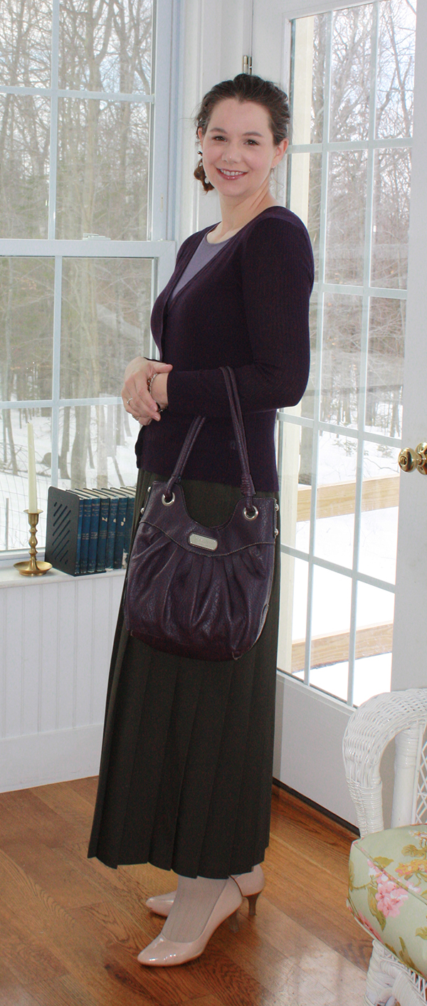 purple-sweater-green-pleated-skirt