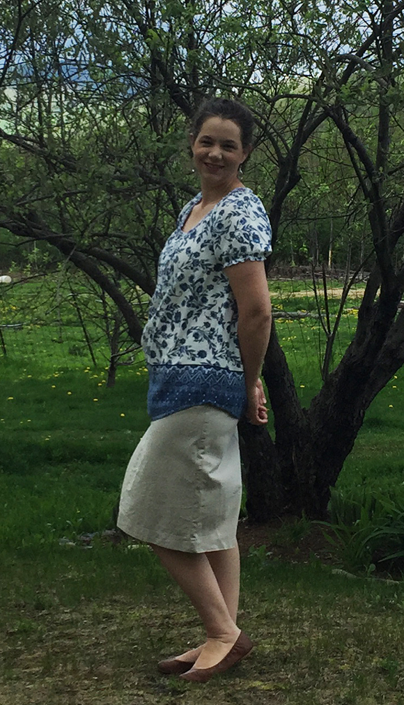 casual-khaki-skirt-close-up